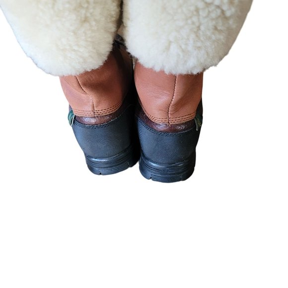 Lauren Ralph Lauren Quinta Shearling Boots. Size 6.5B - Picture 3 of 9